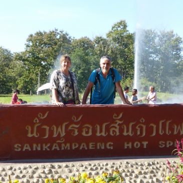 Balade aux sources d’eau chaude de San Kampaeng